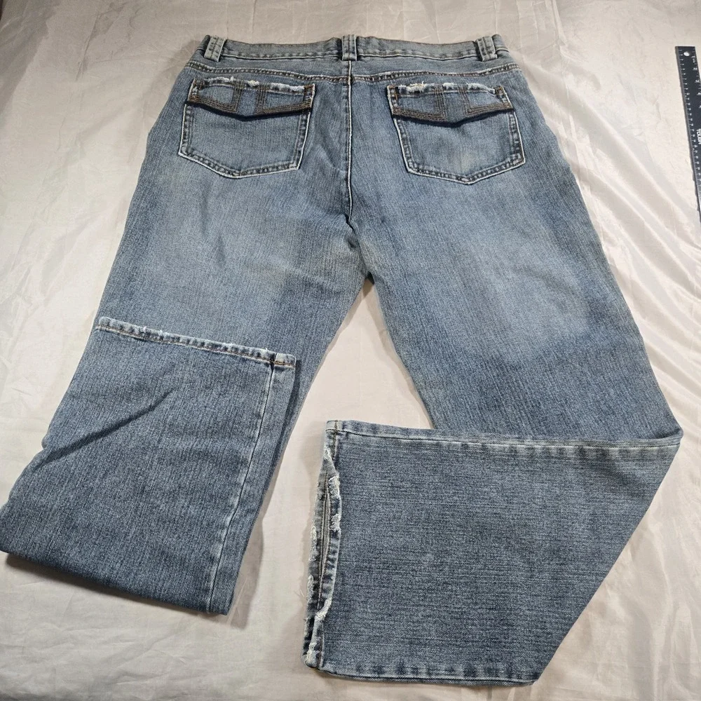 Chor Men's Light Wash Jeans Size 36x32 Straight Leg Distressed Pocket Denim